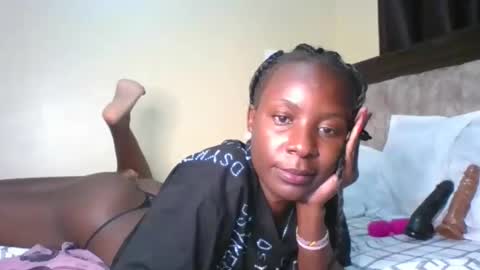 Snapshot of naughty_jee chatting on 24, 11, 2025 jee online show from 24, 11, 2025