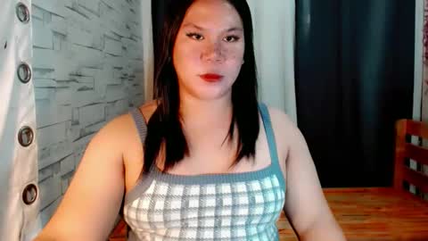 Snapshot of naughty_vies chatting on 22, 3, 2026 Davies online show from 22, 3, 2026