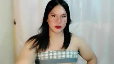 Snapshot of naughty_vies chatting on 25, 4, 2026 Davies online show from 25, 4, 2026