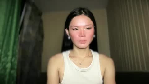 Snapshot of naughty_yuuna chatting on 28, 4, 2026 naughty_yuuna online show from 28, 4, 2026