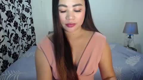 Snapshot of naughtyandsweetx chatting on 28, 12, 2024 May online show from 28, 12, 2024