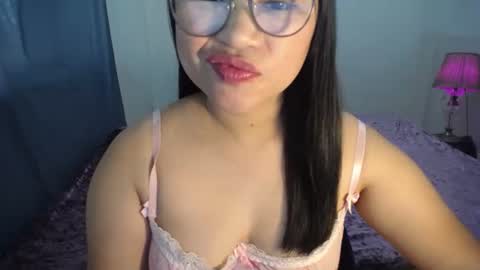 Snapshot of naughtyandsweetx chatting on 22, 3, 2026 May online show from 22, 3, 2026