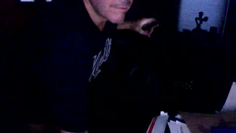 naughtybone online show from 15, 4, 2026