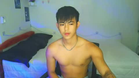 Snapshot of naughtyboylouie chatting on 15, 9, 2025 Loue online show from 15, 9, 2025