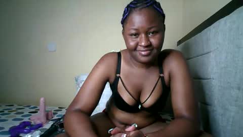 MUMU online show from 10, 6, 2026
