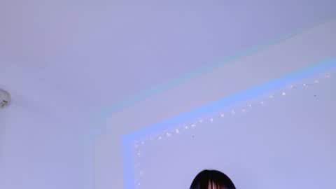 Snapshot of naughtybunnyy_1 chatting on 8, 4, 2026 online show from 8, 4, 2026