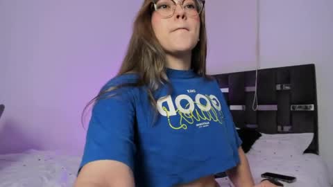 Snapshot of naughtycurvybbx chatting on 15, 4, 2026 LANAindependent model online show from 15, 4, 2026