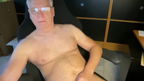 Snapshot of naughtydaddyla chatting on 24, 3, 2026 naughtydaddyla online show from 24, 3, 2026