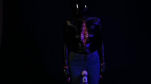 Snapshot of naughtyemi chatting on 12, 10, 2025 naughtyemi online show from 12, 10, 2025