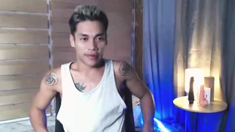 naughtyfuck_boy online show from 28, 3, 2026