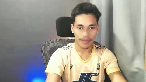 naughtyfuck_boy online show from 23, 5, 2026