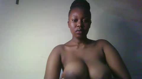 Snapshot of naughtygee100 chatting on 14, 2, 2026 Shee online show from 14, 2, 2026
