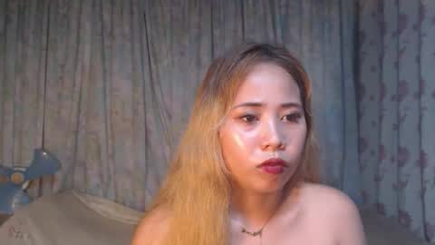 Snapshot of naughtyhotsexyjean chatting on 23, 5, 2026 miss jean online show from 23, 5, 2026