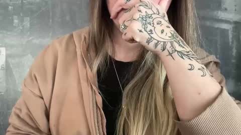 naughtylilkittten online show from 25, 2, 2026