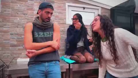 ANDREA STEPH  MIKE online show from 3, 12, 2025