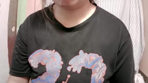 naughtymom_33 online show from 17, 3, 2026