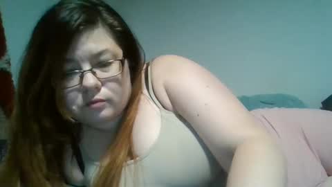 Snapshot of naughtynatalie1988x chatting on 23, 9, 2025 Natalie online show from 23, 9, 2025