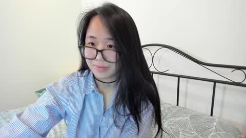 Gigi Chu  online show from 22, 1, 2025