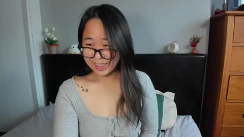 Snapshot of naughtynerdygirl chatting on 2, 2, 2026 Gigi Chu online show from 2, 2, 2026