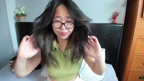 Snapshot of naughtynerdygirl chatting on 23, 3, 2026 Gigi Chu online show from 23, 3, 2026