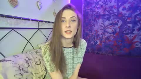 naughtynymph01 online show from 18, 1, 2025