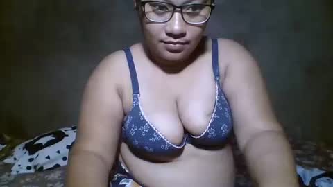 Snapshot of naughtypinay08 chatting on 9, 3, 2026 juls online show from 9, 3, 2026
