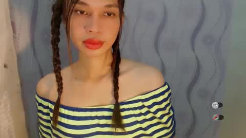 Snapshot of naughtysunshinepinay chatting on 1, 5, 2026 Celine online show from 1, 5, 2026