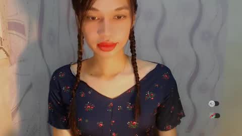 Snapshot of naughtysunshinepinay chatting on 8, 5, 2026 Celine online show from 8, 5, 2026