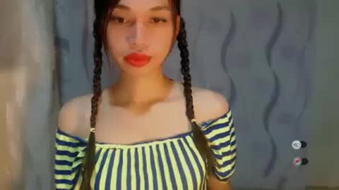 Snapshot of naughtysunshinepinay chatting on 20, 5, 2026 Celine online show from 20, 5, 2026
