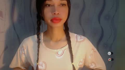 Snapshot of naughtysunshinepinay chatting on 24, 5, 2026 Celine online show from 24, 5, 2026