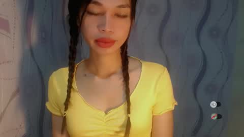Snapshot of naughtysunshinepinay chatting on 27, 5, 2026 Celine online show from 27, 5, 2026