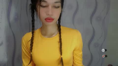 Snapshot of naughtysunshinepinay chatting on 30, 5, 2026 Celine online show from 30, 5, 2026