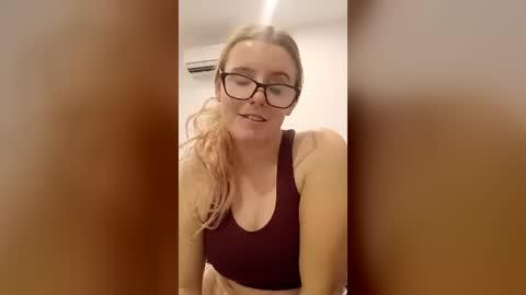 Naughty Jess online show from 8, 7, 2026
