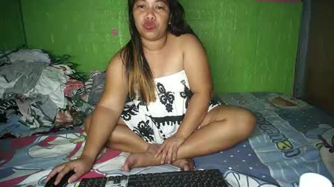 Snapshot of naughtyvina4u chatting on 25, 2, 2025 VI NA online show from 25, 2, 2025