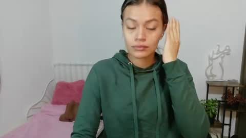 Snapshot of naugthy_muse chatting on 13, 6, 2026 sabrina online show from 13, 6, 2026