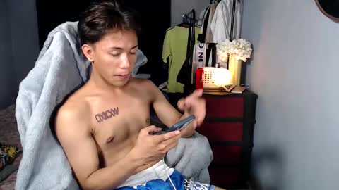 Snapshot of naugthyboyloy chatting on 6, 1, 2026 Loy online show from 6, 1, 2026