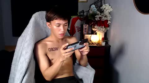 Snapshot of naugthyboyloy chatting on 8, 3, 2026 Loy online show from 8, 3, 2026