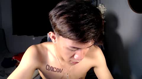 Snapshot of naugthyboyloy chatting on 3, 4, 2026 Loy online show from 3, 4, 2026