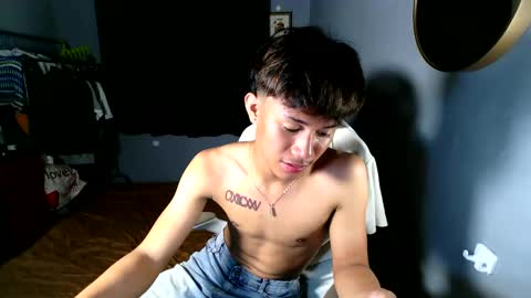Snapshot of naugthyboyloy chatting on 29, 4, 2026 Loy online show from 29, 4, 2026