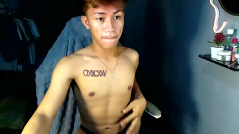 Snapshot of naugthyboyloy chatting on 1, 6, 2026 Loy online show from 1, 6, 2026