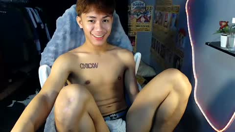 Snapshot of naugthyboyloy chatting on 18, 6, 2026 Loy online show from 18, 6, 2026