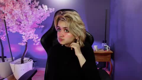 Navier  online show from 5, 11, 2025