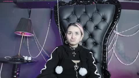 Navier  online show from 17, 4, 2026