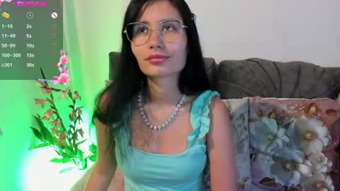 Snapshot of nayecloud chatting on 17, 7, 2026 Naye online show from 17, 7, 2026