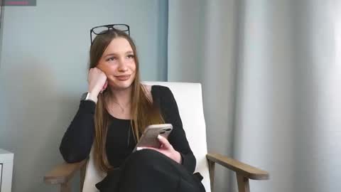 Anika online show from 29, 3, 2026