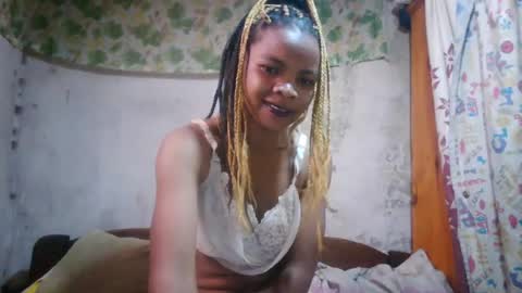 Snapshot of naylah313 chatting on 29, 6, 2026 Nayla online show from 29, 6, 2026