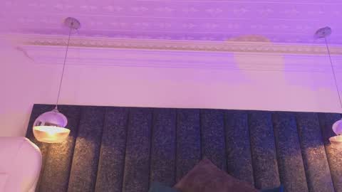 Juli  online show from 31, 1, 2025