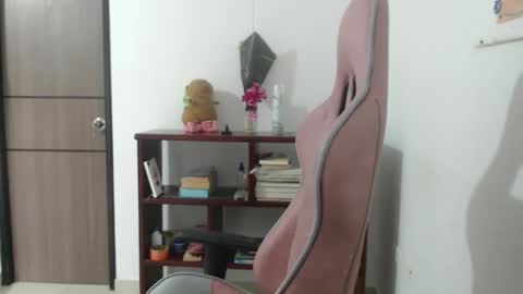 Snapshot of nebyula_star chatting on 25, 4, 2026 Nebyula online show from 25, 4, 2026