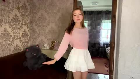 Snapshot of necolezhuang chatting on 22, 5, 2026 Necole online show from 22, 5, 2026