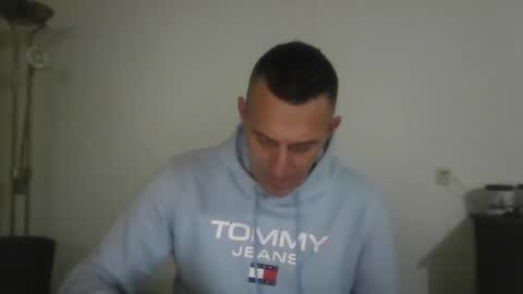 nederland77 online show from 25, 12, 2024